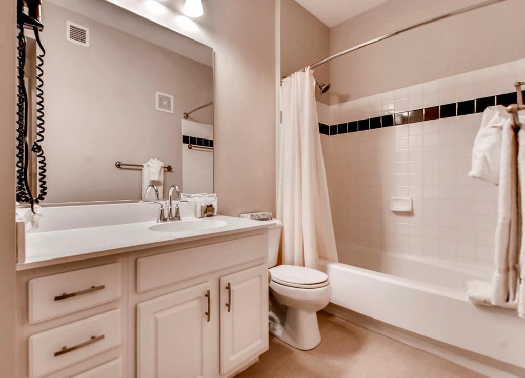 Bluebird Suites In Downtown Providence Eksteriør billede